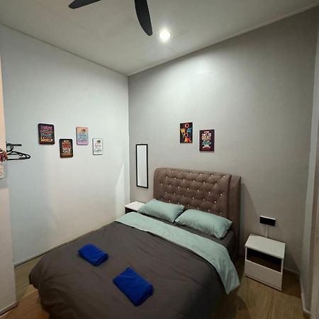 Momo Guest House Куала-Тренгану Екстер'єр фото
