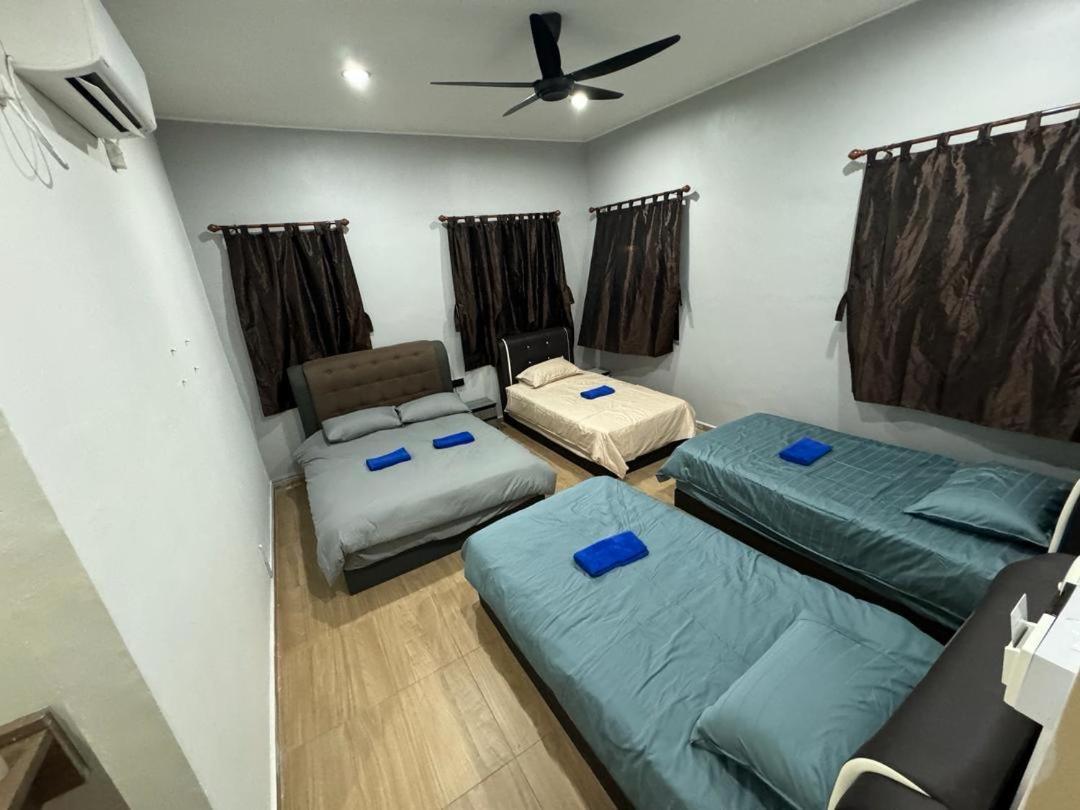 Momo Guest House Куала-Тренгану Екстер'єр фото